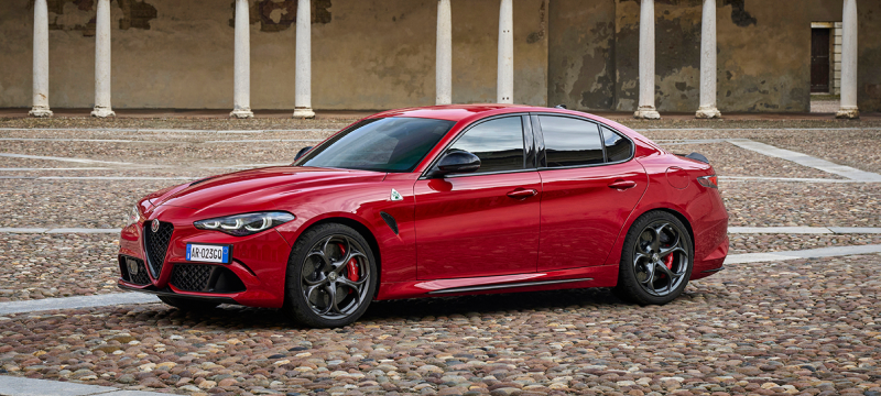 Giulia Quadrifoglio Series 5